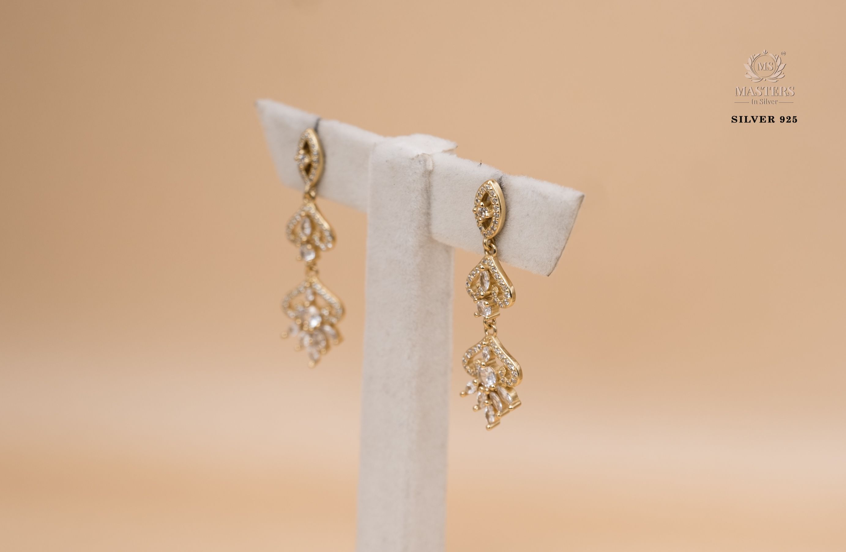 GOLDEN  COLOUR  STERLING SILVER EARRINGS CUBIC ZIRCONIA DIAMOND TYPE  🎁