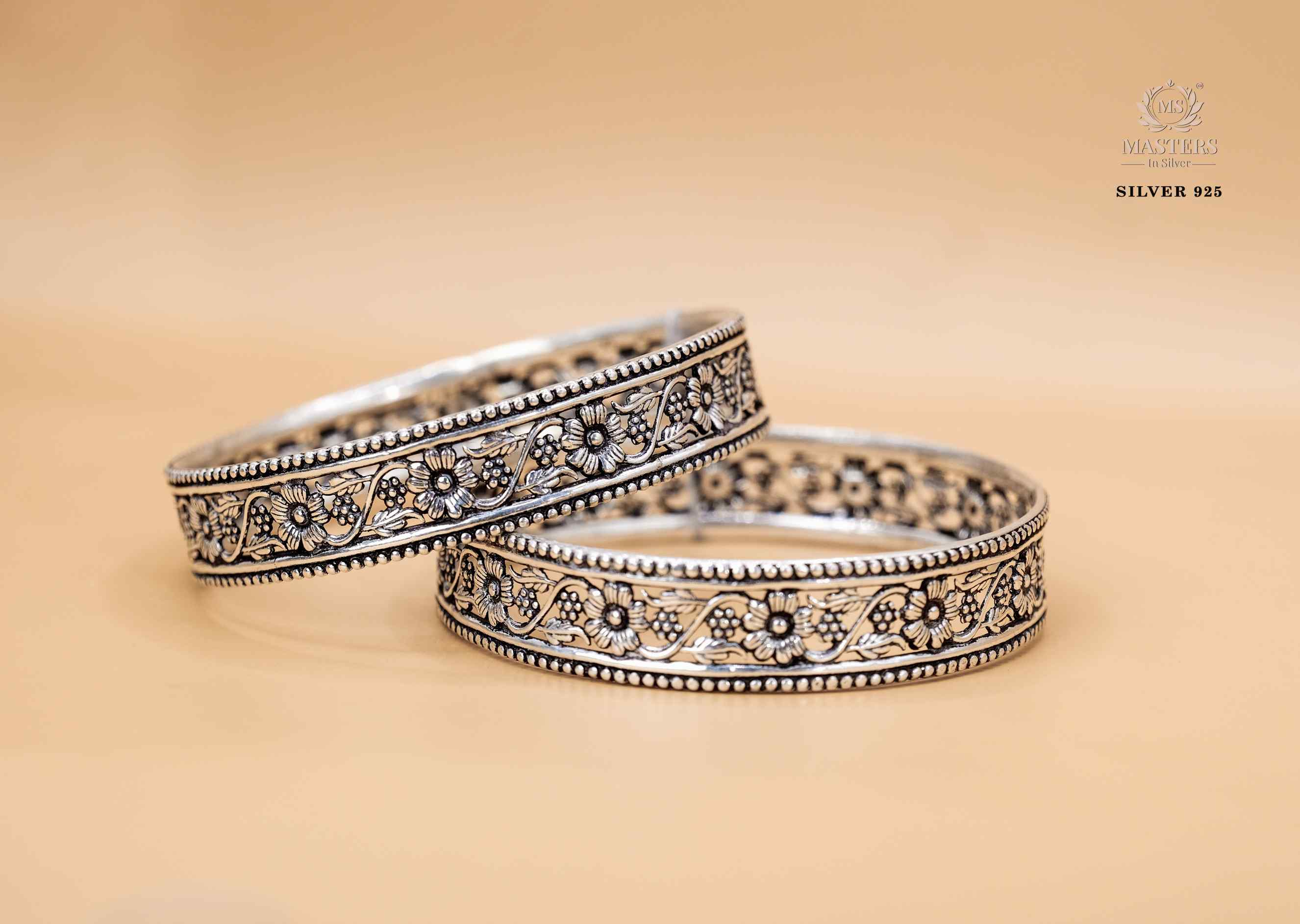 PREMIUM OXIDISED SILVER INDIAN STYLE ( BRACELETS - KADE )