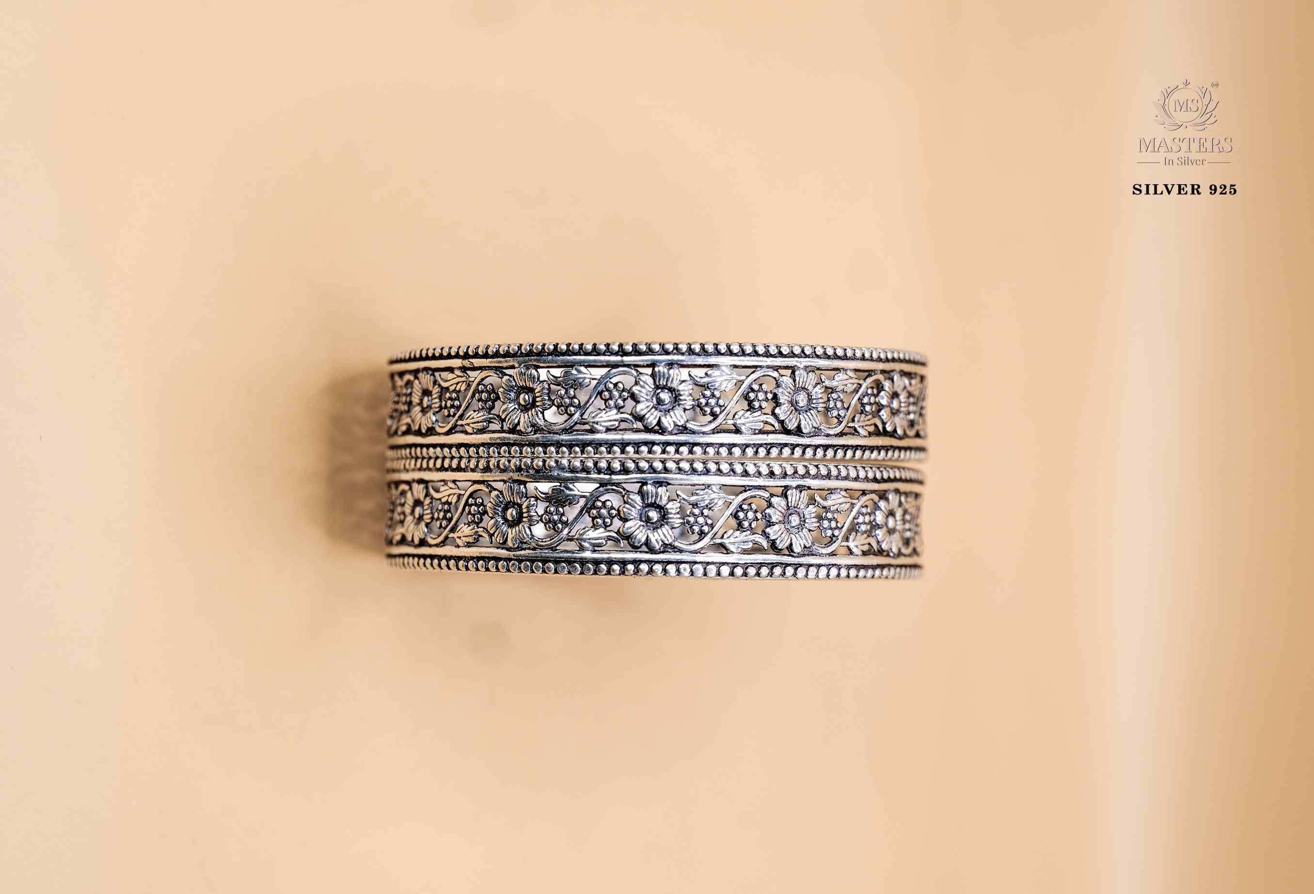 PREMIUM OXIDISED SILVER INDIAN STYLE ( BRACELETS - KADE )
