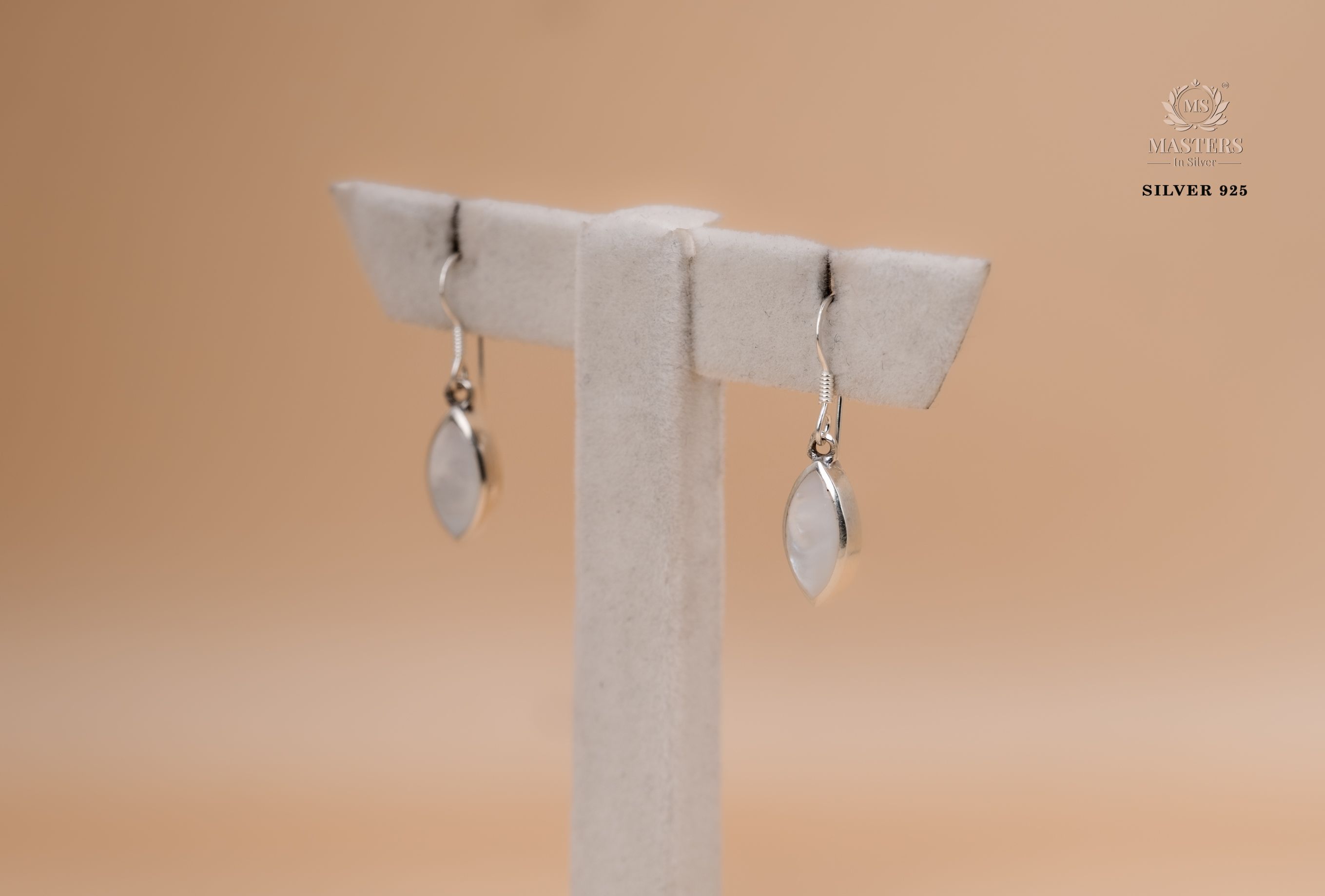 JHUMKI EAR-RINGS HANGINGS TYPE M.O.P