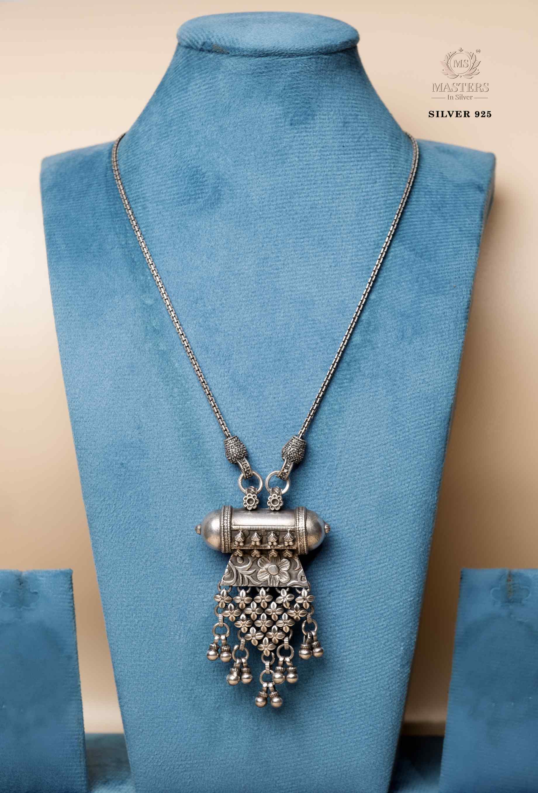 OXIDISED NECKLACES MID LONG ✨💕