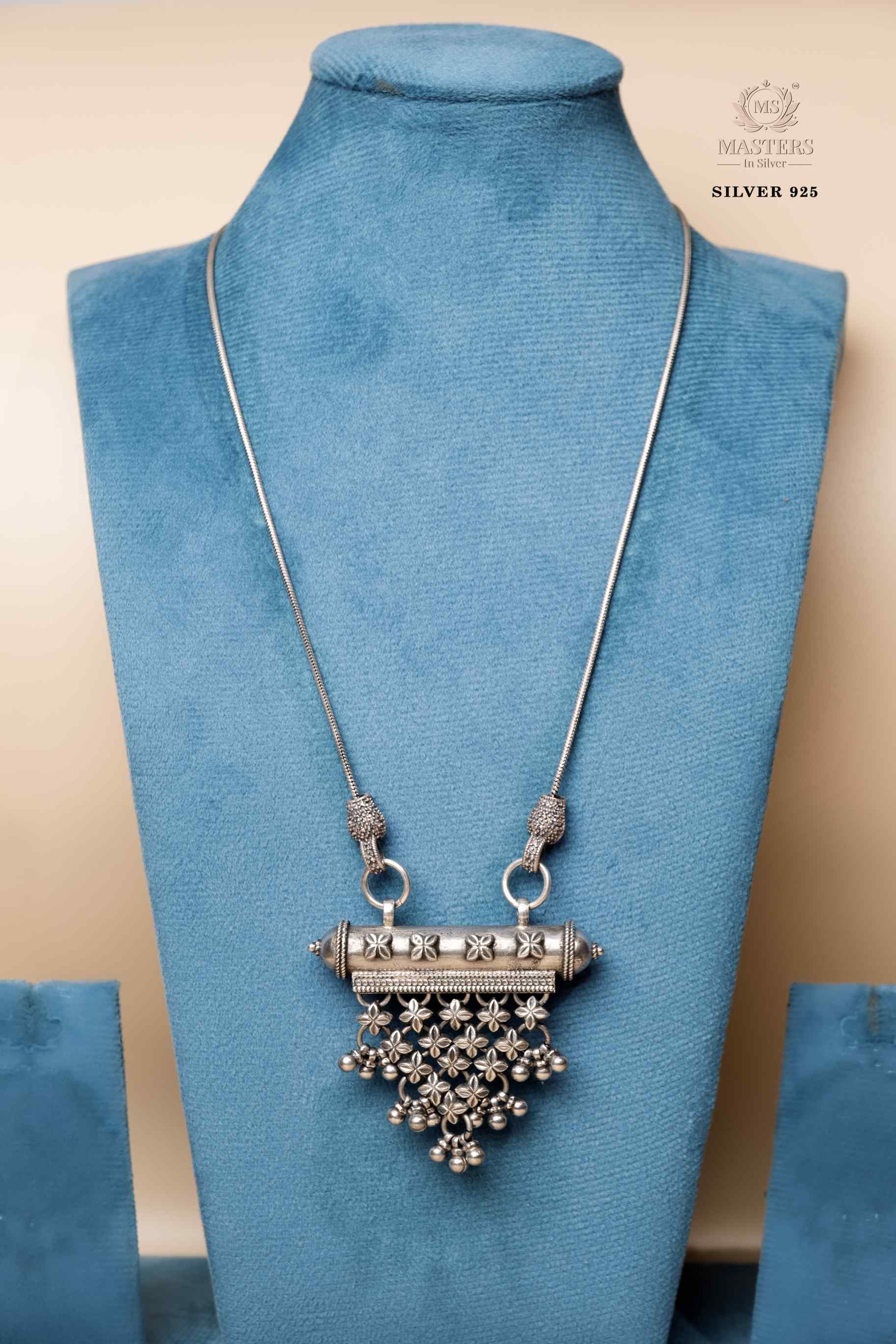 OXIDISED NECKLACE MID LONG ✨💕