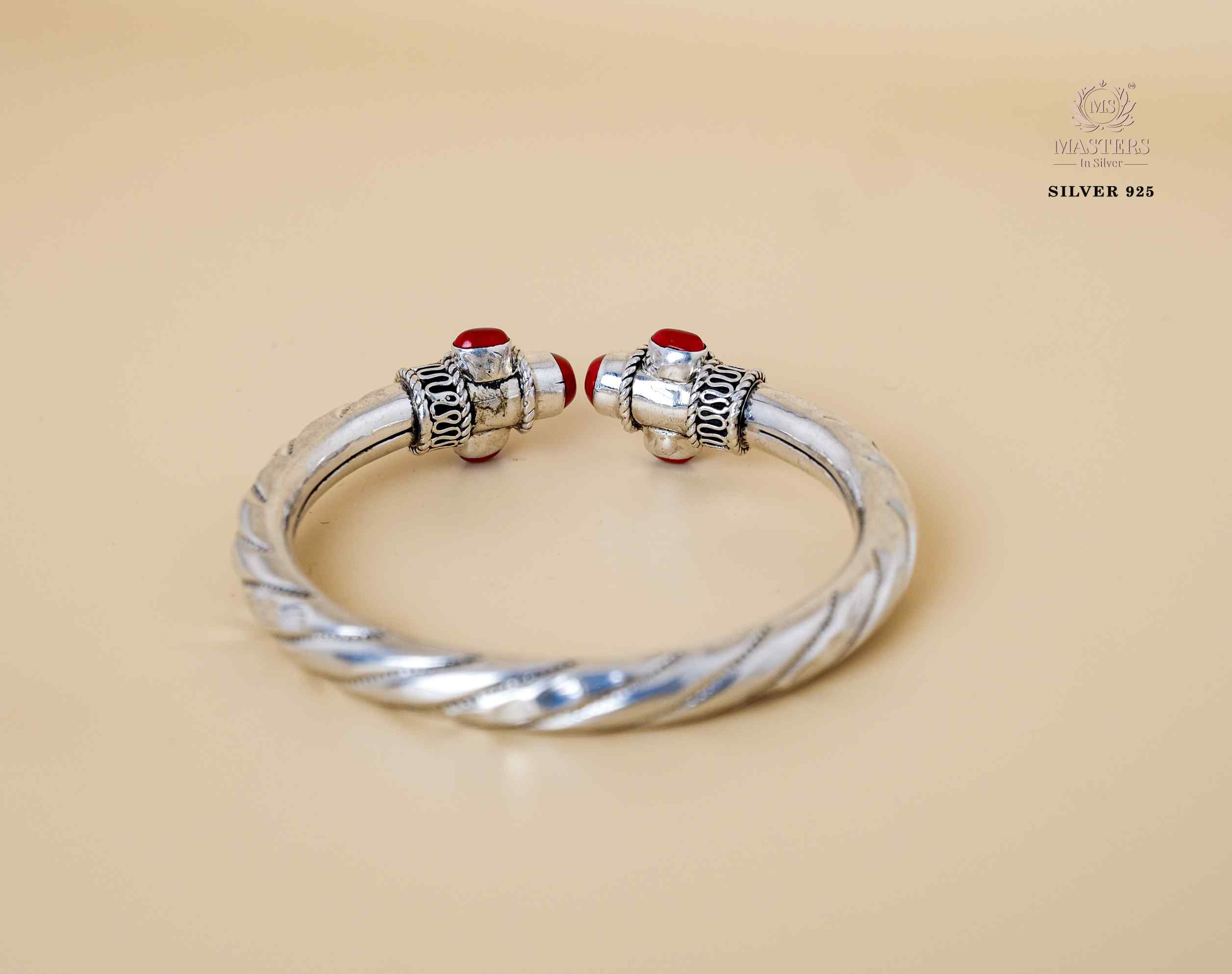 KADA OXIDISED SINGLE REGULAR USE RECOMMENDED