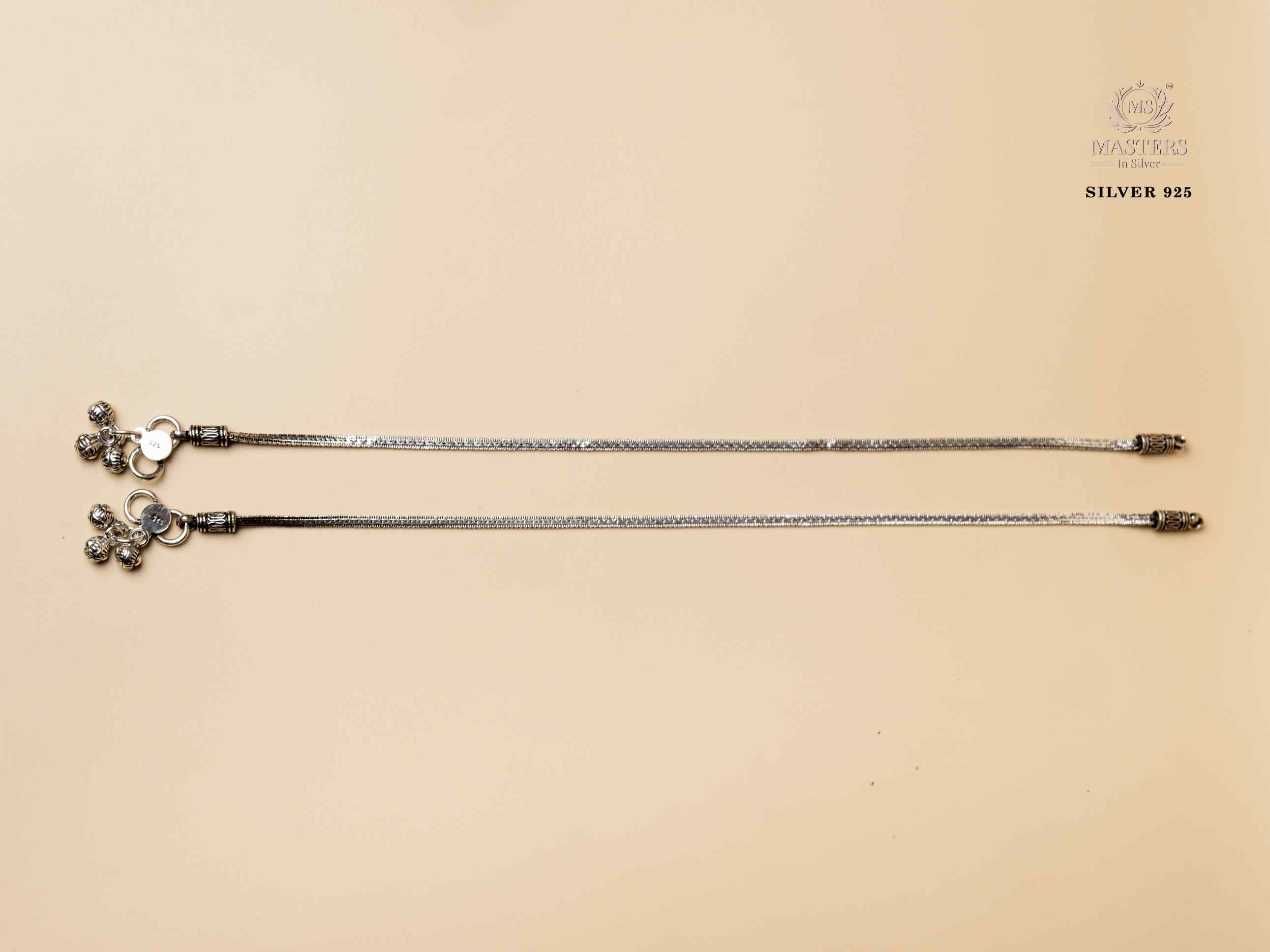 REGULAR WORN ANKLETS